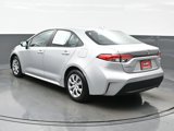 Used 2022 Toyota Corolla LE image 4