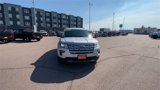 Used 2019 Ford Explorer XLT image 3