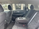 Used 2015 Nissan Rogue SV image 4
