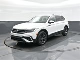 Certified 2022 Volkswagen Tiguan SE image 3