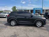 Used 2019 Hyundai Tucson SE image 2