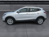 Used 2020 Nissan Rogue Sport SV image 5
