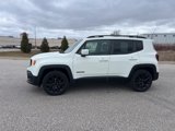 Used 2018 Jeep Renegade Altitude image 3