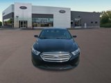 Used 2016 Ford Taurus SEL w/ Equipment Group 201A image 3