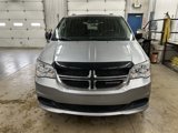 Used 2019 Dodge Grand Caravan SE image 2