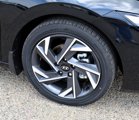 New 2025 Hyundai Elantra Limited image 6