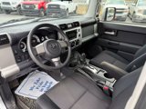 Used 2007 Toyota FJ Cruiser 4WD image 2