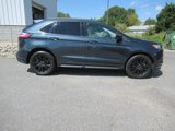 Used 2022 Ford Edge SE w/ Black Appearance Package image 4