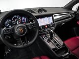 Certified 2025 Porsche Macan image 4
