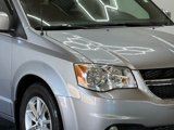 Used 2019 Dodge Grand Caravan SXT image 2