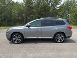 Used 2020 Nissan Pathfinder Platinum image 4
