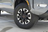 Used 2024 Nissan Frontier PRO-4X w/ Off-Road Protection Package image 2