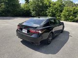 Used 2022 Toyota Camry SE image 3