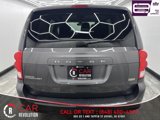 Used 2019 Dodge Grand Caravan SE w/ Rear Park Assist Package image 5
