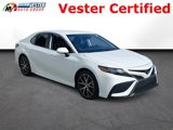 Used 2023 Toyota Camry SE image 4