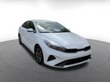 Used 2024 Kia Forte LXS image 3