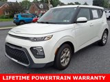Used 2022 Kia Soul LX w/ Technology Package image 3