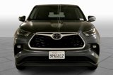 Used 2023 Toyota Highlander LE image 3