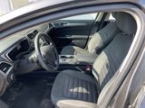 Used 2017 Ford Fusion SE w/ Fusion SE Technology Package image 5
