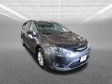 Used 2019 Chrysler Pacifica Touring-L image 4