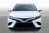 Used 2018 Toyota Camry SE image 3