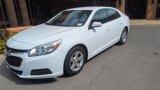Used 2015 Chevrolet Malibu LT image 2