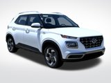 New 2025 Hyundai Venue SEL image 3