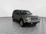 Used 2016 Jeep Patriot Latitude image 2