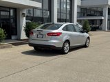 Used 2017 Ford Focus SE image 4