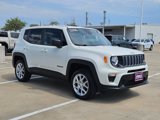 Used 2023 Jeep Renegade Latitude image 3