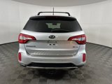 Used 2015 Kia Sorento SX image 4