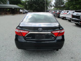 Used 2017 Toyota Camry SE image 4