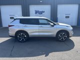 Used 2022 Mitsubishi Outlander ES image 2