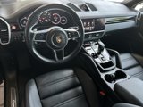 Used 2022 Porsche Cayenne image 4