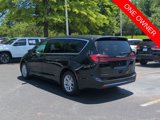 Used 2023 Chrysler Pacifica Touring-L image 3