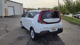 Used 2022 Kia Soul LX w/ Technology Package image 3