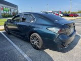 Used 2021 Toyota Camry SE image 3