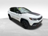 Used 2023 Jeep Compass Trailhawk w/ Trailhawk Convenience Group image 3