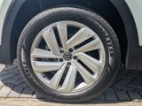 Used 2022 Volkswagen Atlas Cross Sport SE image 3