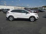 Used 2018 Ford Edge SE image 3
