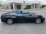 Used 2021 Lexus ES 350 Premium image 4