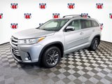 Used 2017 Toyota Highlander XLE image 2