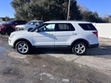 Used 2019 Ford Explorer XLT image 2
