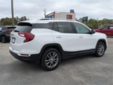 Used 2024 GMC Terrain SLT image 3