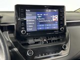 Used 2022 Toyota Corolla LE image 3