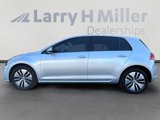 Used 2016 Volkswagen e-Golf SEL Premium w/ Driver Assistance Package image 2