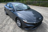 New 2025 Hyundai Elantra SE image 3