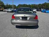 Used 2001 Ford Crown Victoria image 4