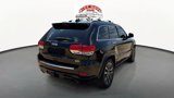 Used 2017 Jeep Grand Cherokee Overland w/ Jeep Active Safety Group image 5