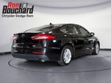Used 2019 Ford Fusion SE image 2
